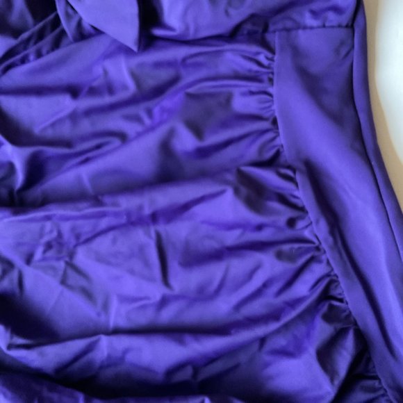 CATALINA Women's "Suddenly Slim"  Swinsuit NWT Size 10 - Picture 8 of 8